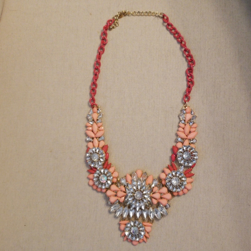 Salmon and peach colored necklace with rhinestones